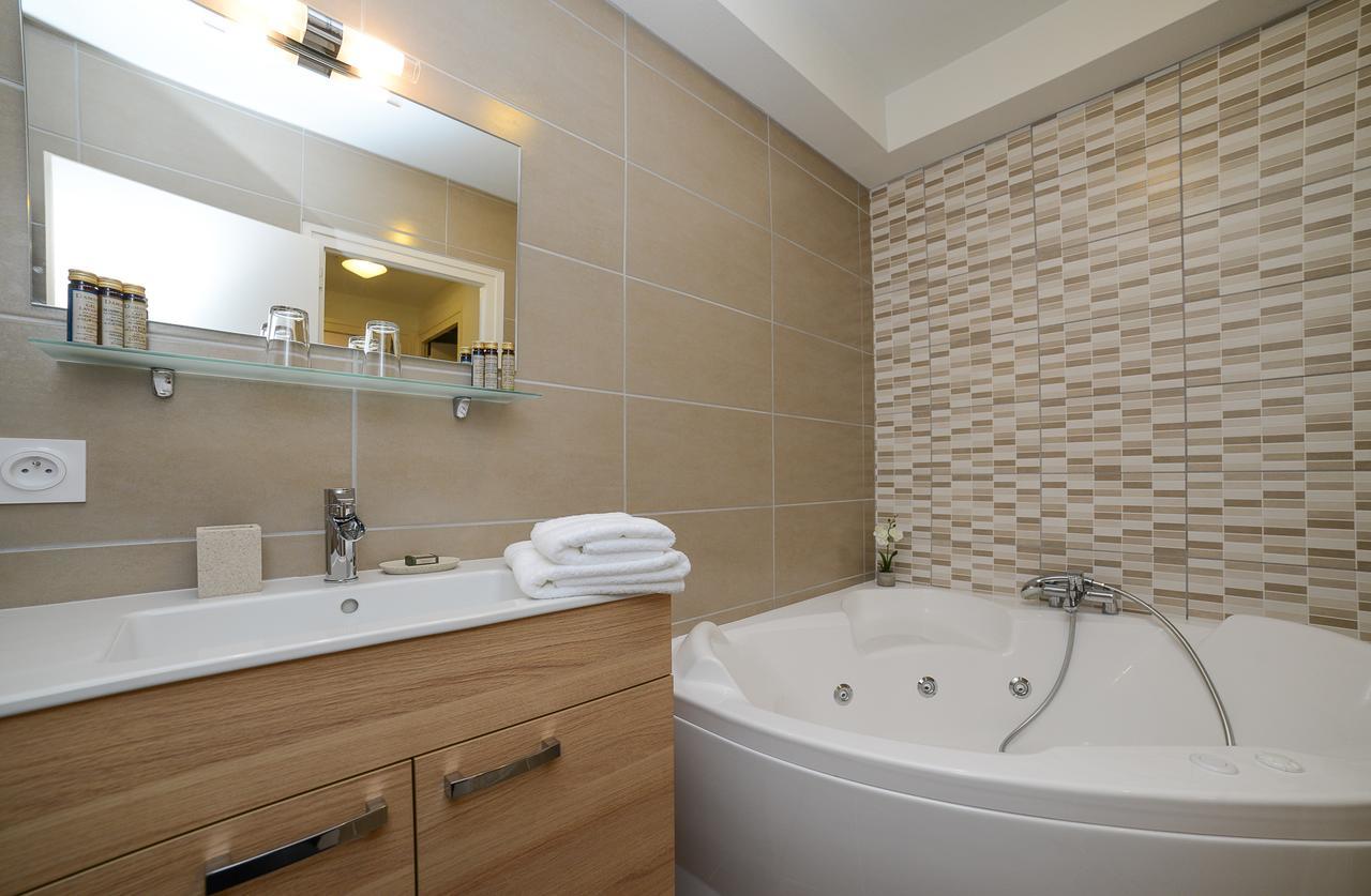Novalaise Plage Ngoại thất bức ảnh